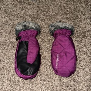 Wind River Mittens Womans